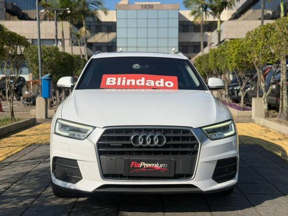 AUDI Q3 2.0 TFSI AMBIENTE QUATTRO 4P GASOLINA S TRONIC AUDI Q3 2.0 TFSI AMBIENTE QUATTRO 4P GASOLINA S TRONIC